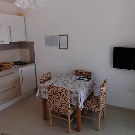 Apartments Natasa Vir Room photo