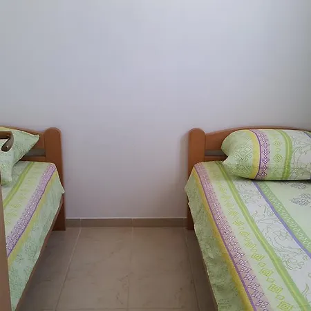 Apartments Natasa Vir Exterior photo